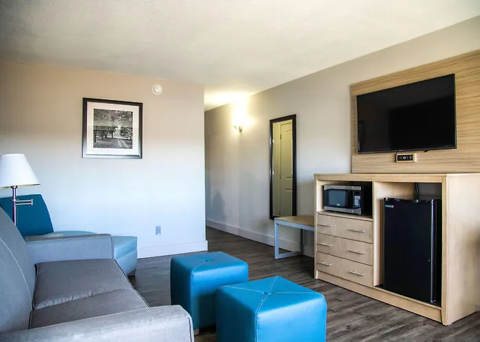 La Quinta By Wyndham Joplin