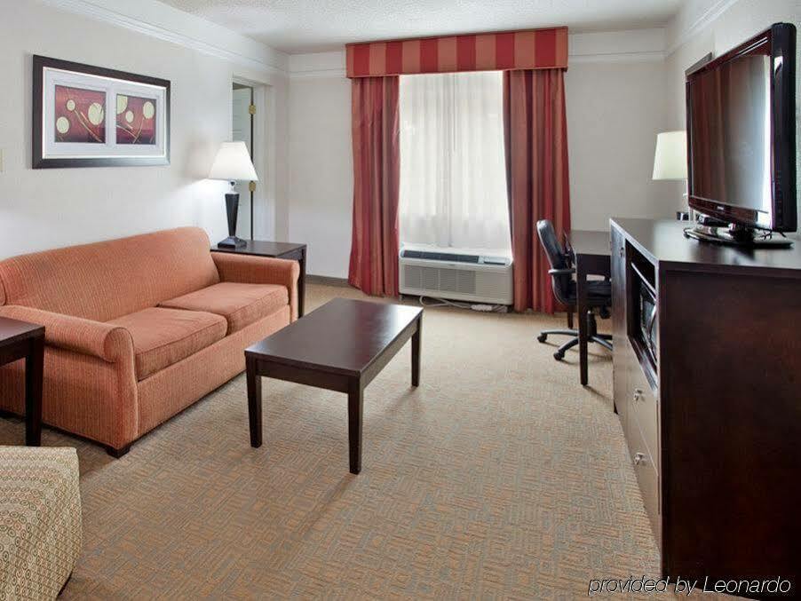 La Quinta By Wyndham Joplin